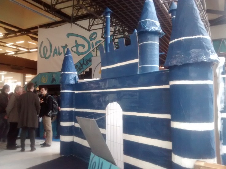 Giant castle built by the Walt DisKès